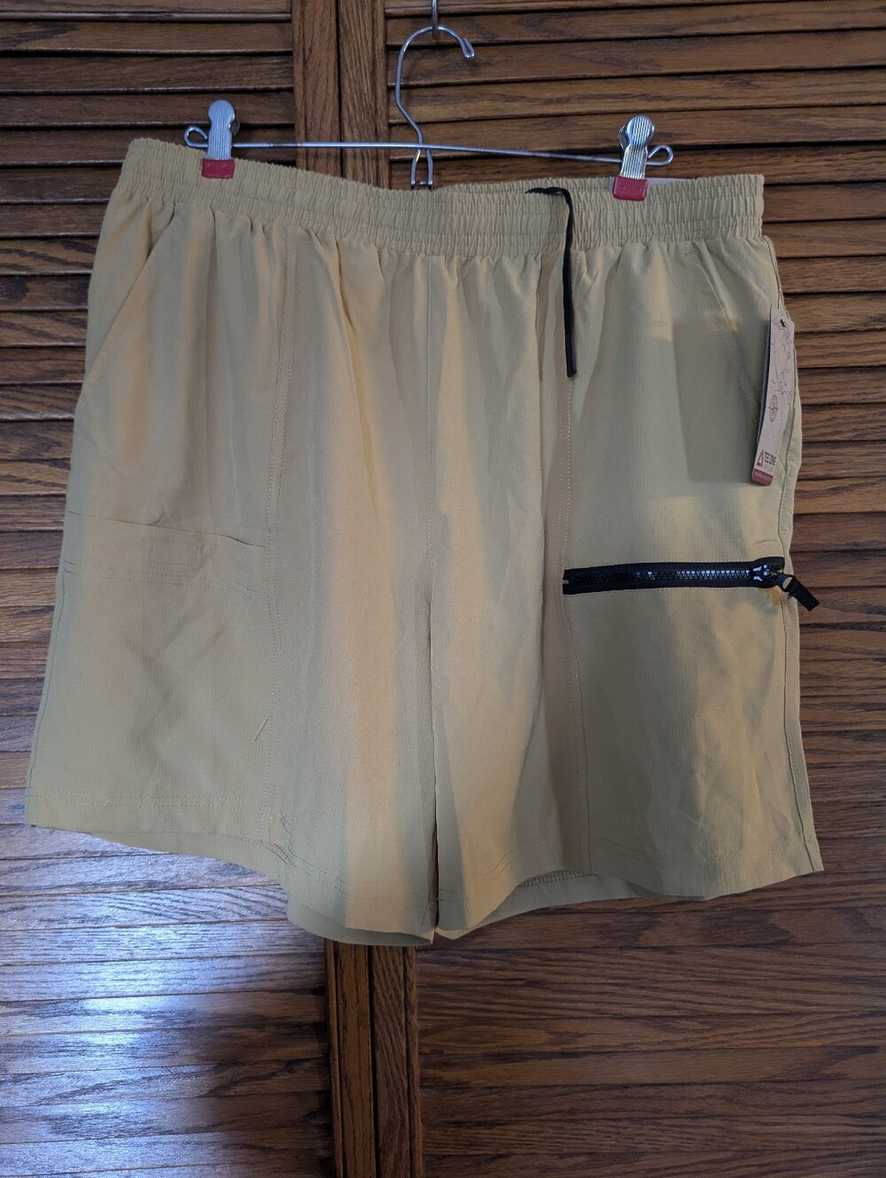 Tec One Explorer NWT Mens Cargo Shorts Size XL‎